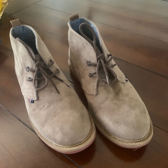 Tommy Hilfiger Boys Chukkas - Picture 2 of 4